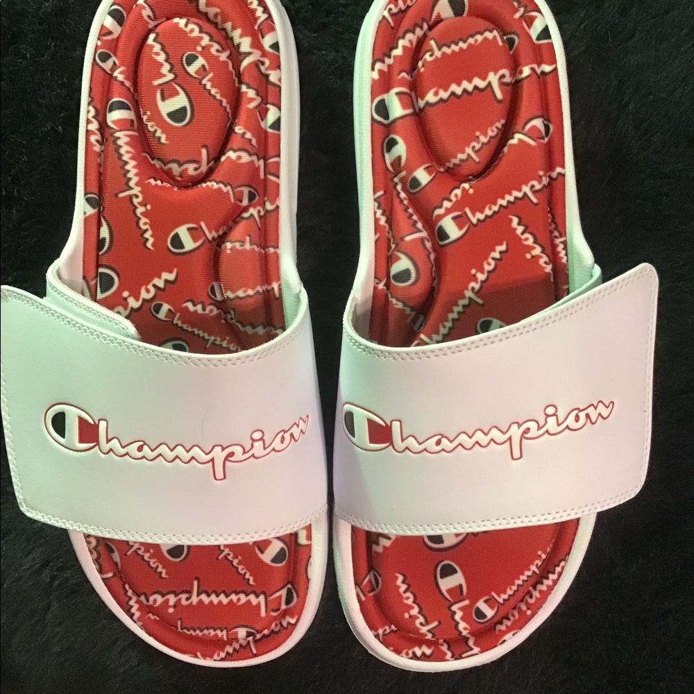 Women’s white slide sandals size 11